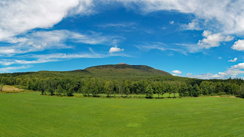 This image has an empty alt attribute; its file name is Mount-Monadnock-from-Mountain-Road-in-Jaffrey-NH-1024x576.jpg